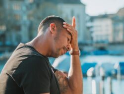 Mengapa Penderita Asam Lambung di Indonesia Sering Merasa Masuk Angin?