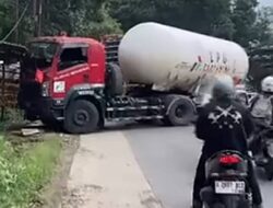 Kecelakaan Kedua dalam Sehari, Jalan Raya Nasional III Cipatat Bandung Barat Kembali Makan Korban