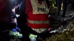 Seorang Pria Tertemper Kereta Api di Maleber Bandung, Dievakuasi ke RSHS